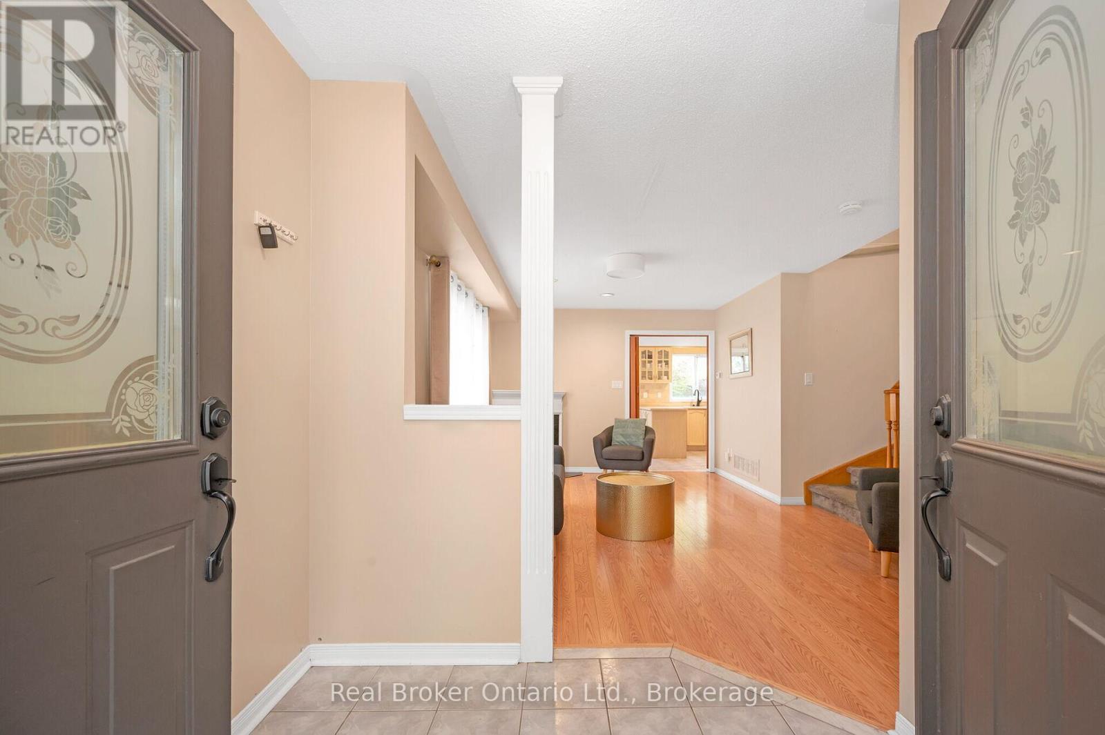 2189 SHORNCLIFFE BOULEVARD - 4