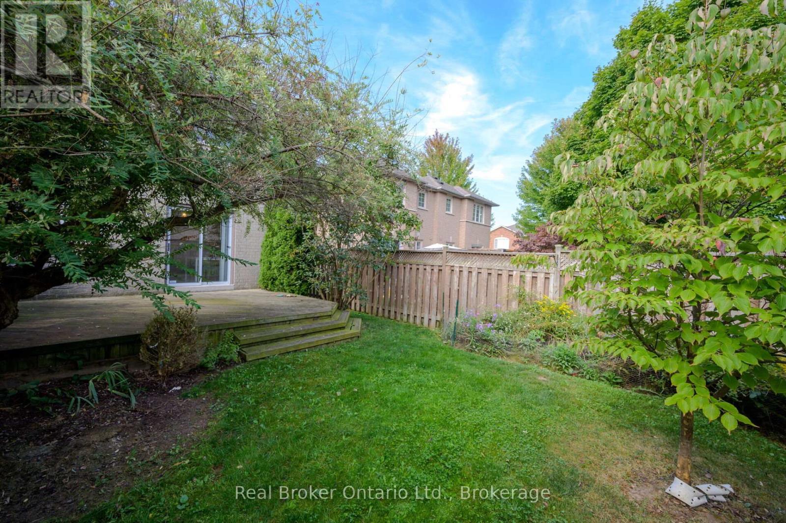 2189 SHORNCLIFFE BOULEVARD - 31