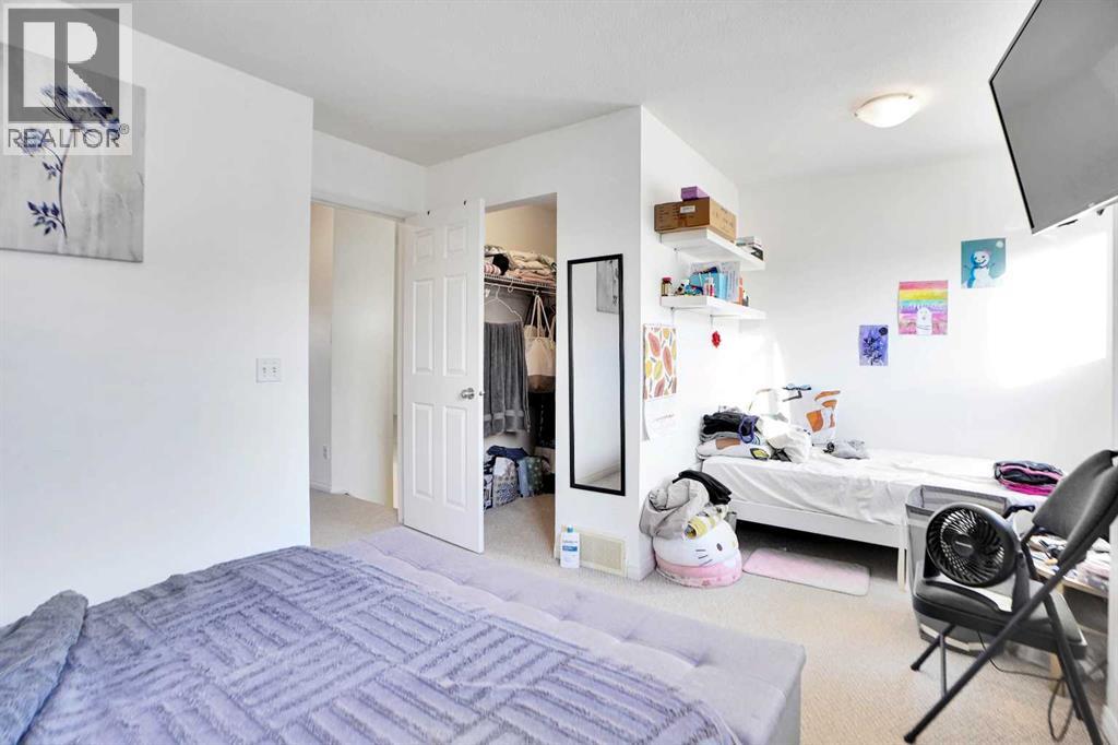 Single Family House for Sale in   Tarawood Lane NE Taradale Calgary 