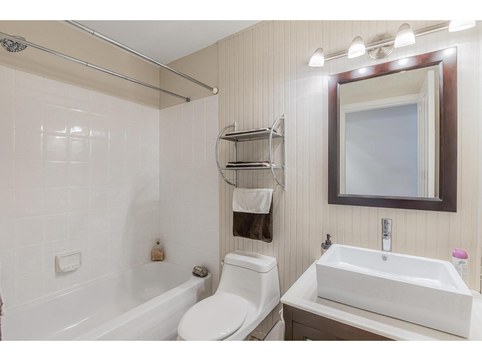 318 MIAMI RIVER DRIVE, Harrison Hot Springs, Harrison Hot Springs