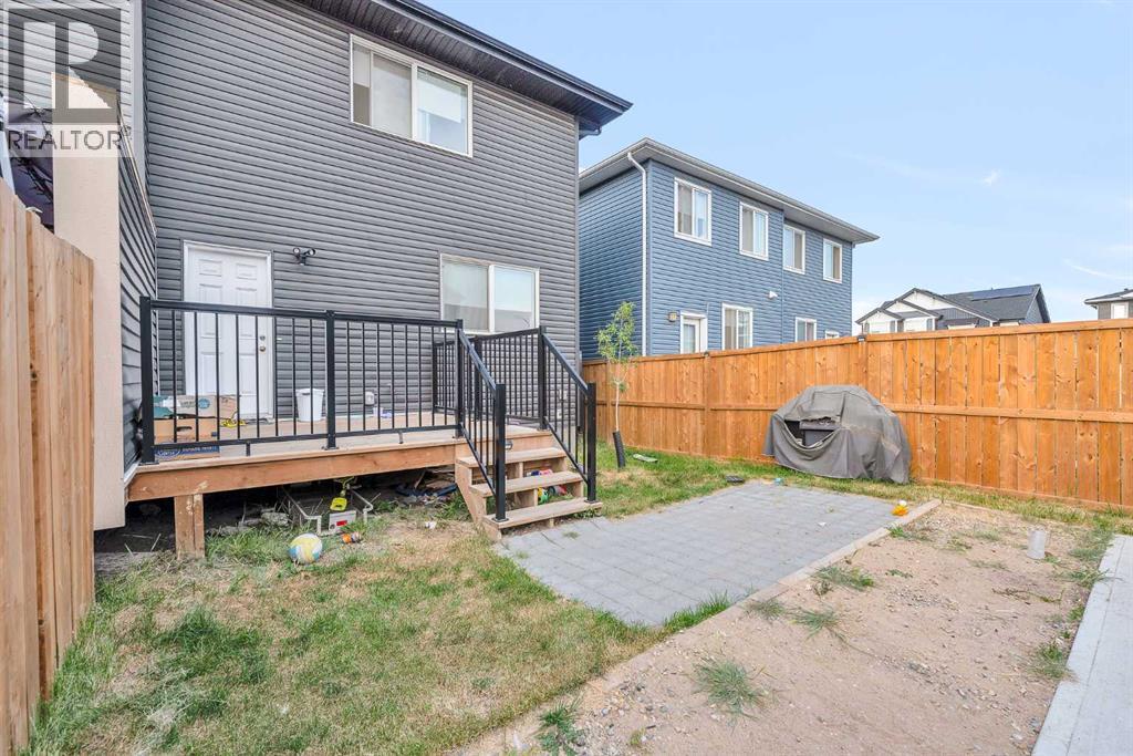 Single Family House for Sale in  Ambleton Drive NW Moraine Calgary 