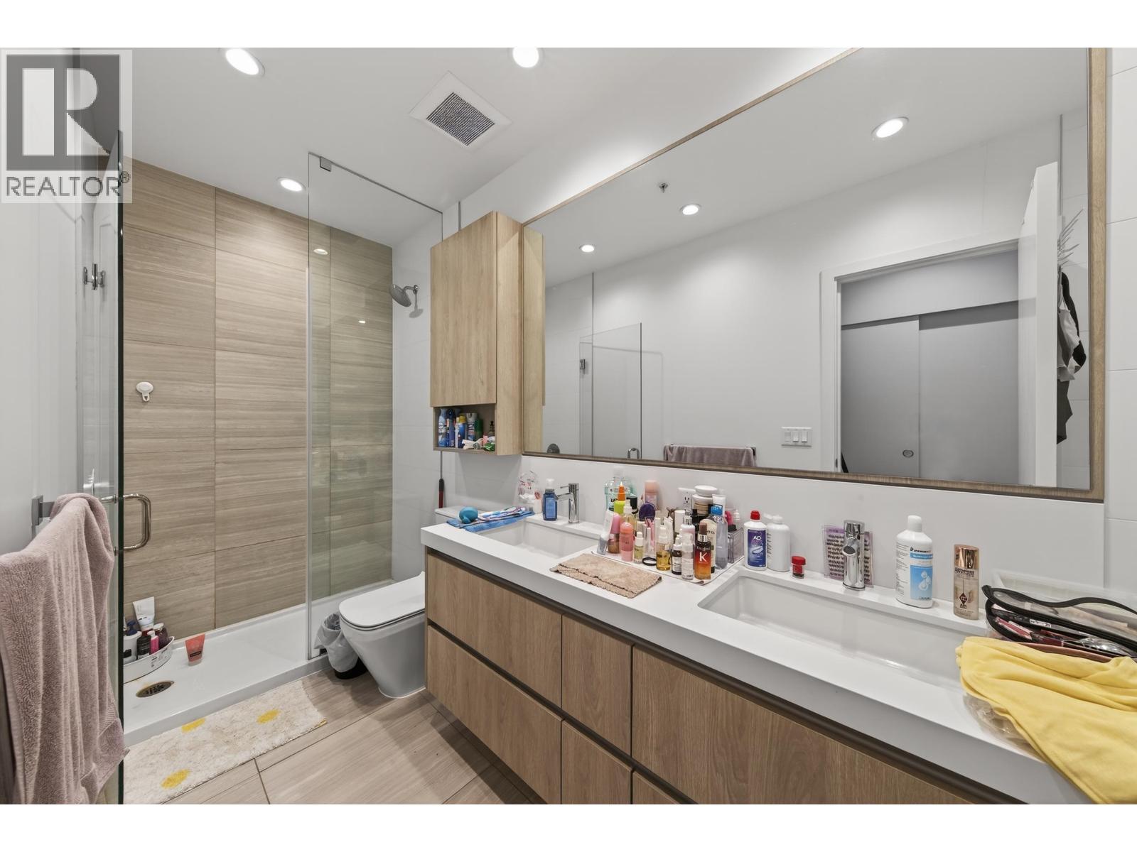 3402 6080 MCKAY AVENUE, Burnaby