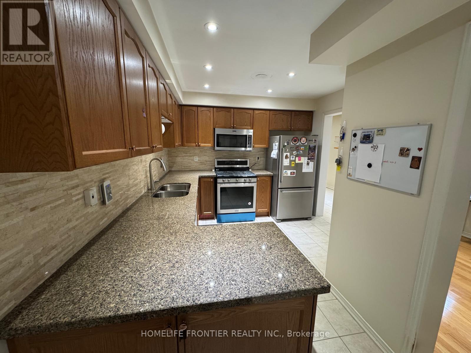 14 BARR CRESCENT - 3