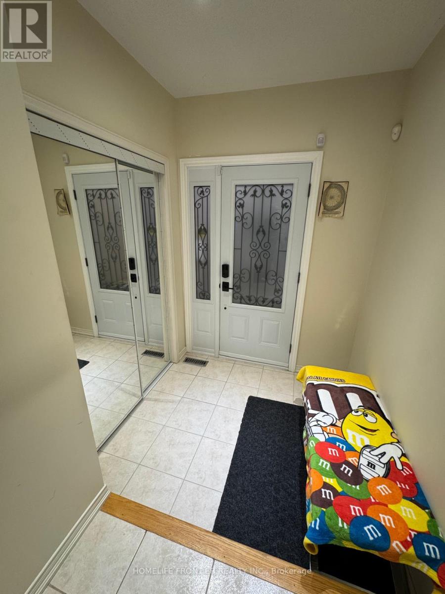 14 BARR CRESCENT - 9