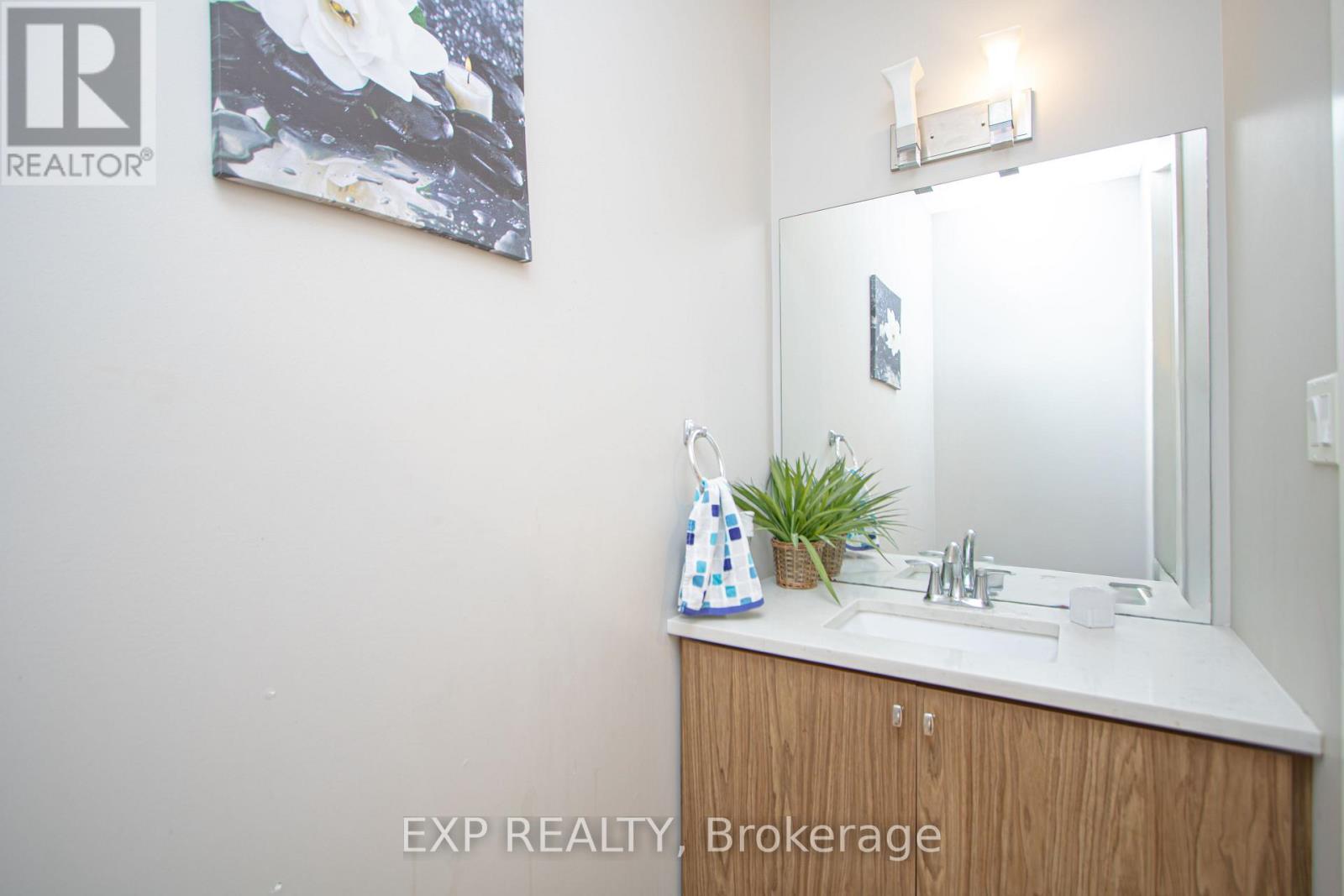 3291 REGIMENT ROAD Property Photo