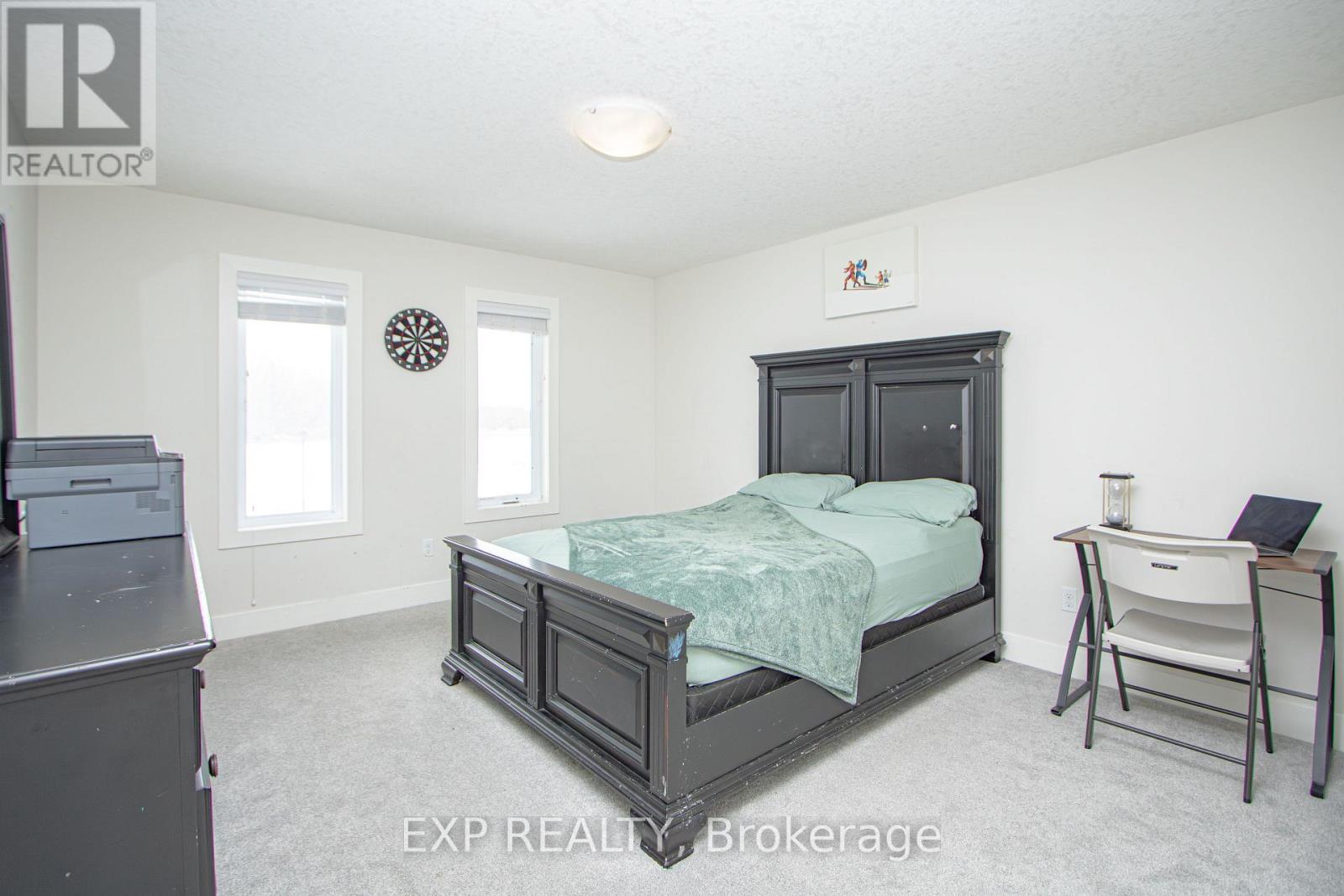 3291 REGIMENT ROAD Property Photo