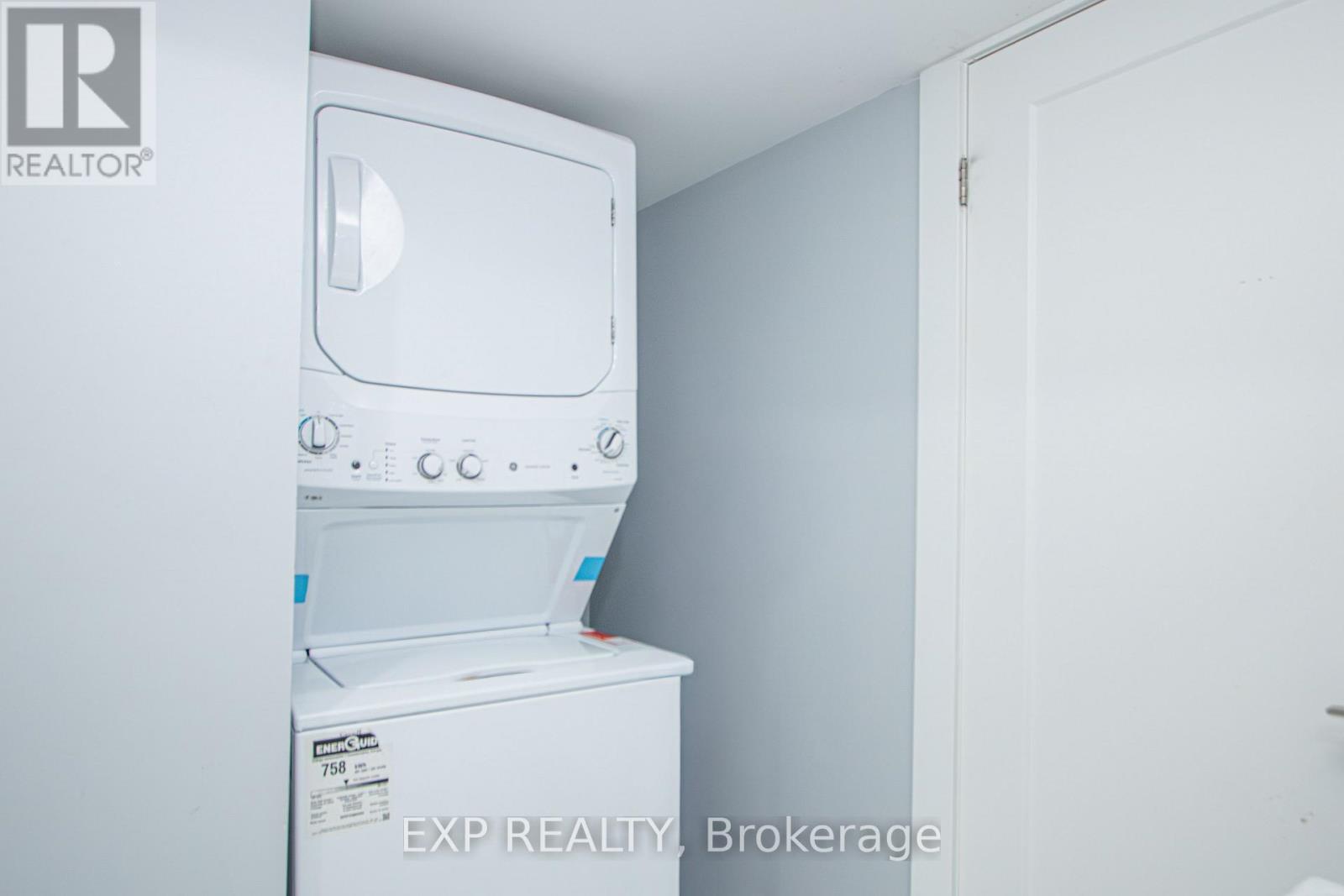 3291 REGIMENT ROAD Property Photo