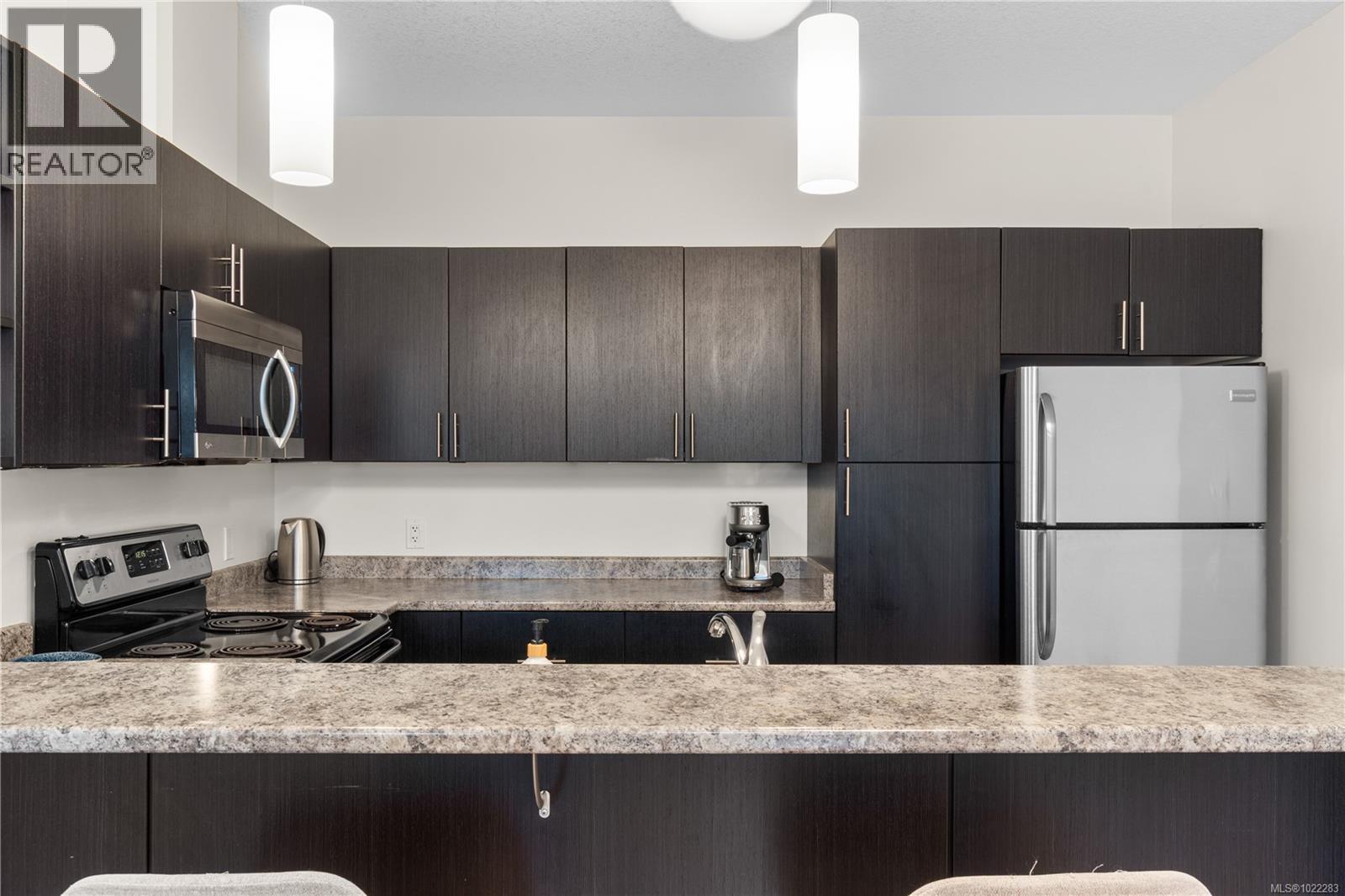 107 2111 Meredith Rd, Nanaimo