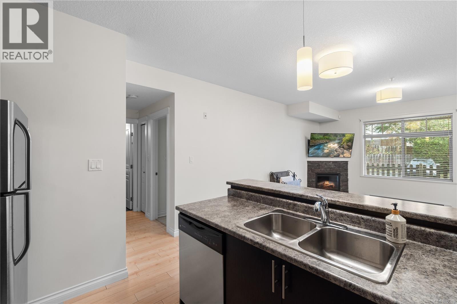 107 2111 Meredith Rd, Nanaimo