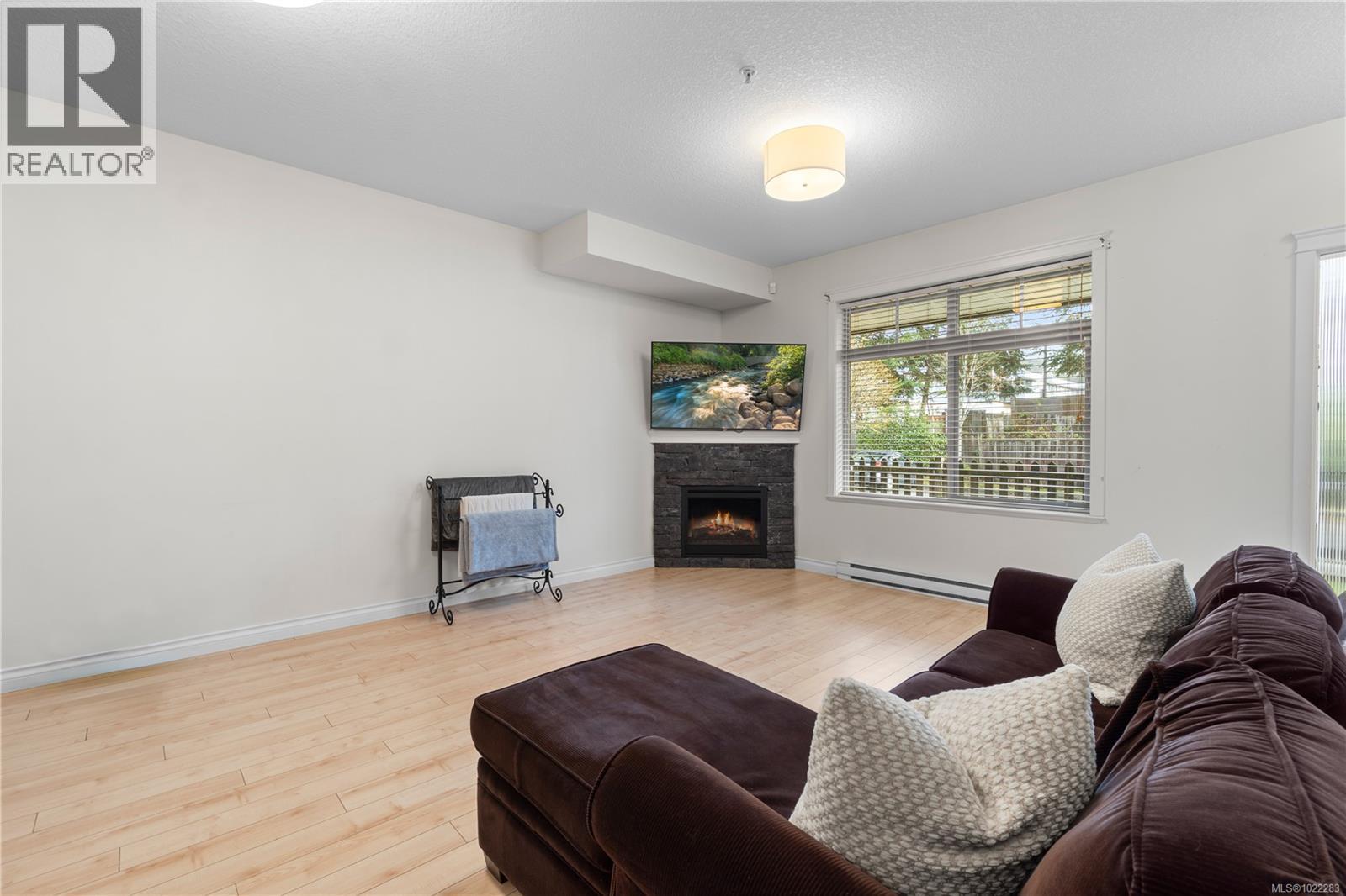 107 2111 Meredith Rd, Nanaimo