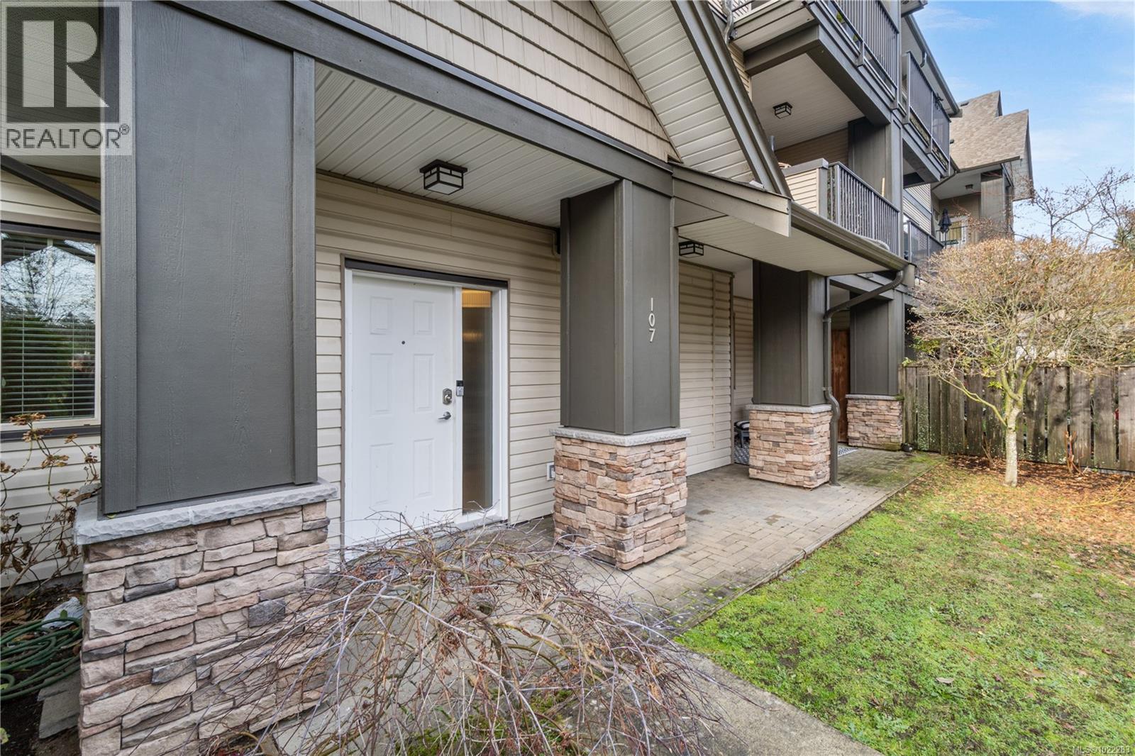 107 2111 Meredith Rd, Nanaimo