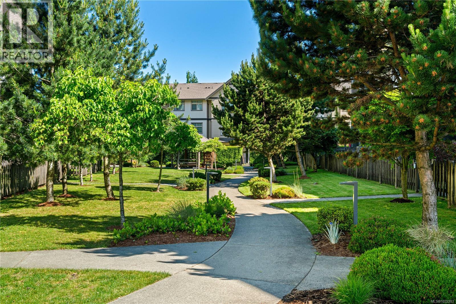 107 2111 Meredith Rd, Nanaimo