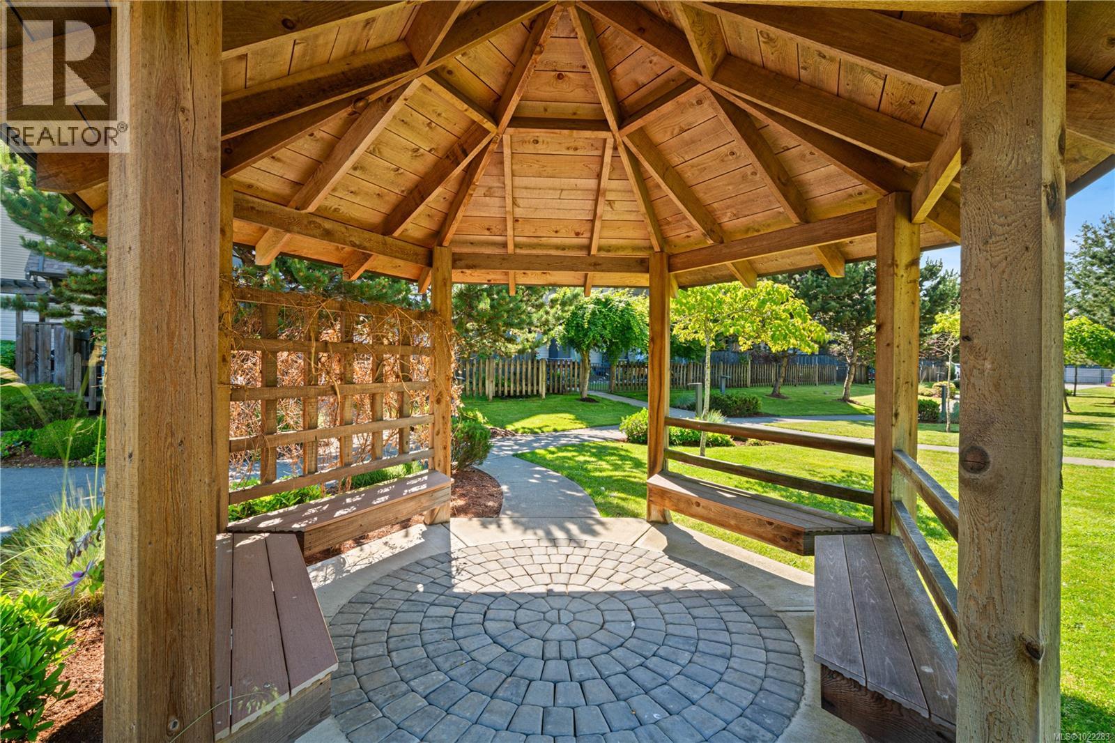 107 2111 Meredith Rd, Nanaimo