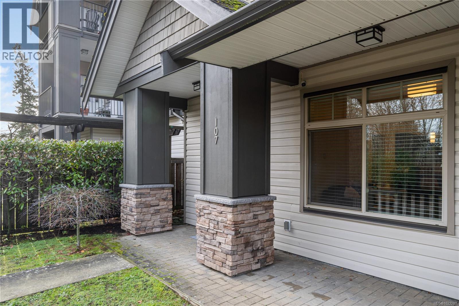 107 2111 Meredith Rd, Nanaimo