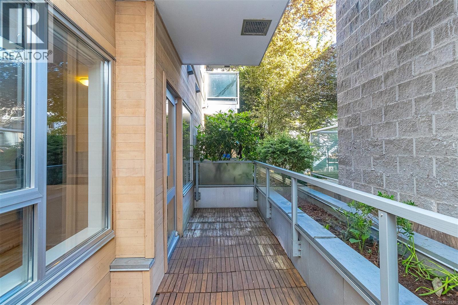 205 848 Mason Street, Victoria