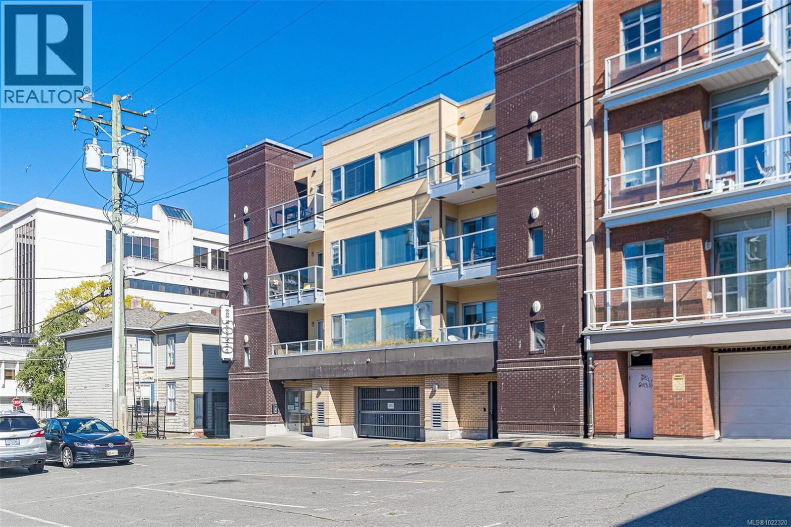 205 848 Mason Street, Victoria