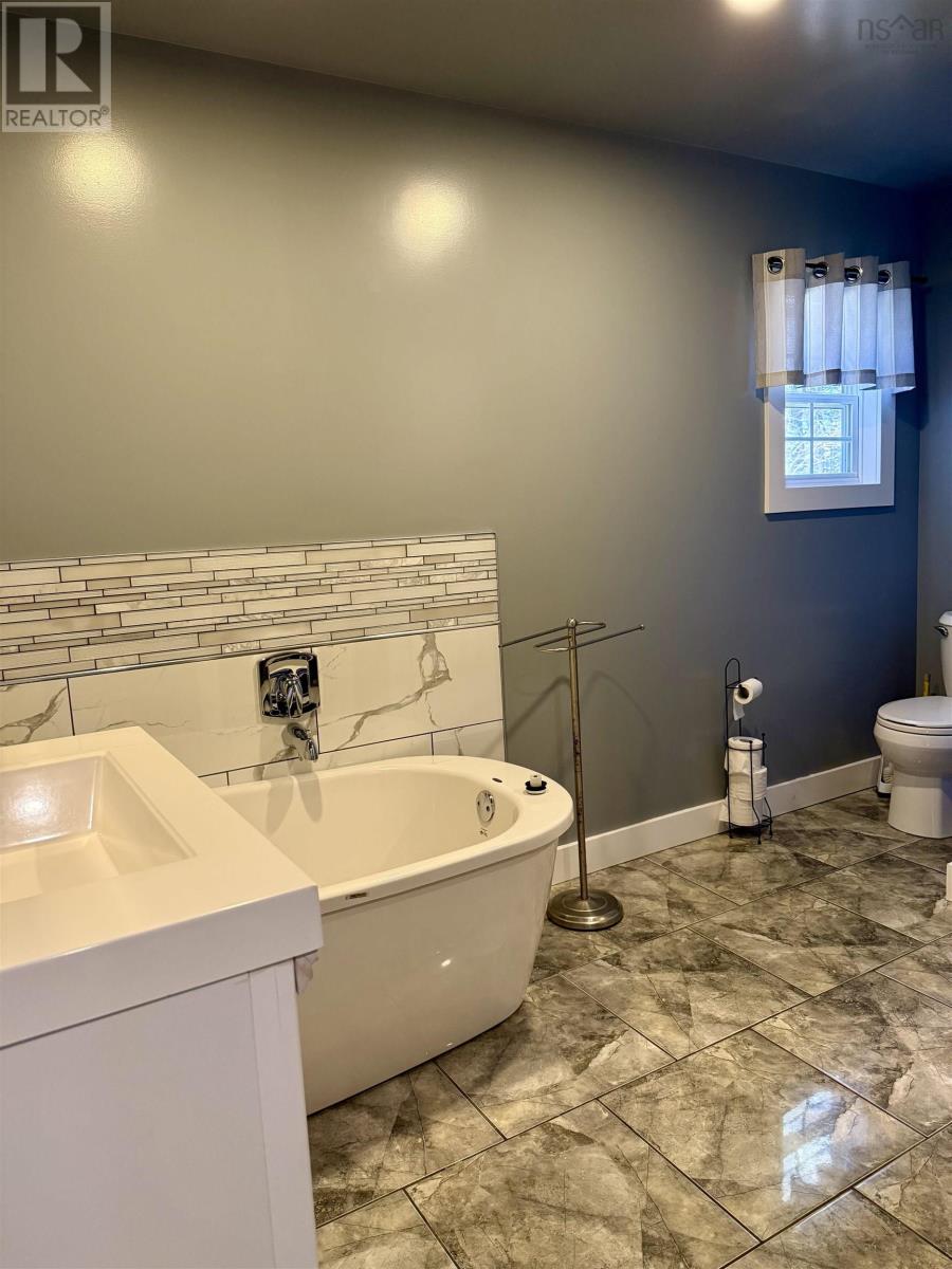 Property 22 of 31 of 153 Shore Road