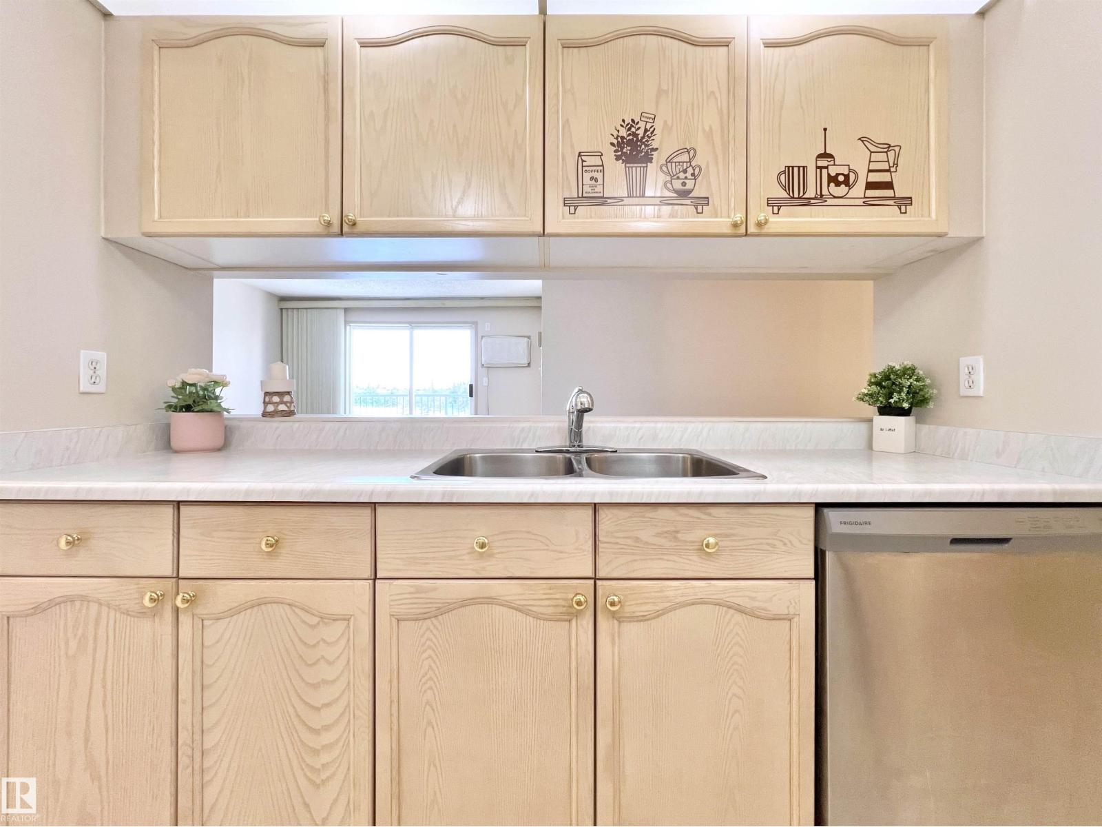 #334 9620 174 ST NW, Edmonton