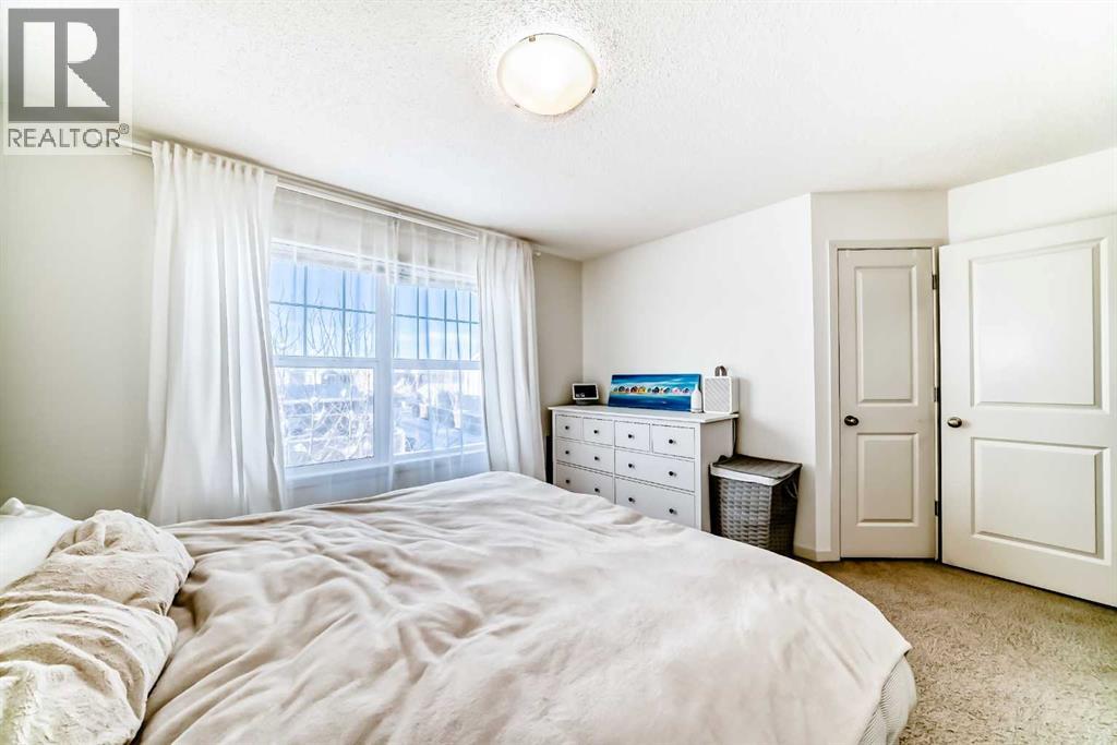 Single Family House for Sale in  Autumn Crescent SE Auburn Bay Calgary 