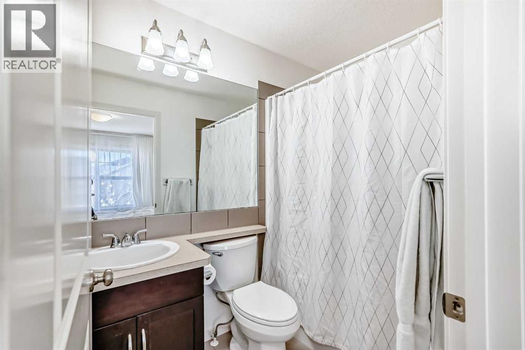 Single Family House for Sale in  Autumn Crescent SE Auburn Bay Calgary 