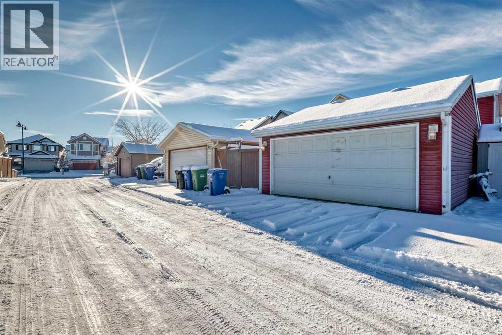 Single Family House for Sale in  Autumn Crescent SE Auburn Bay Calgary 