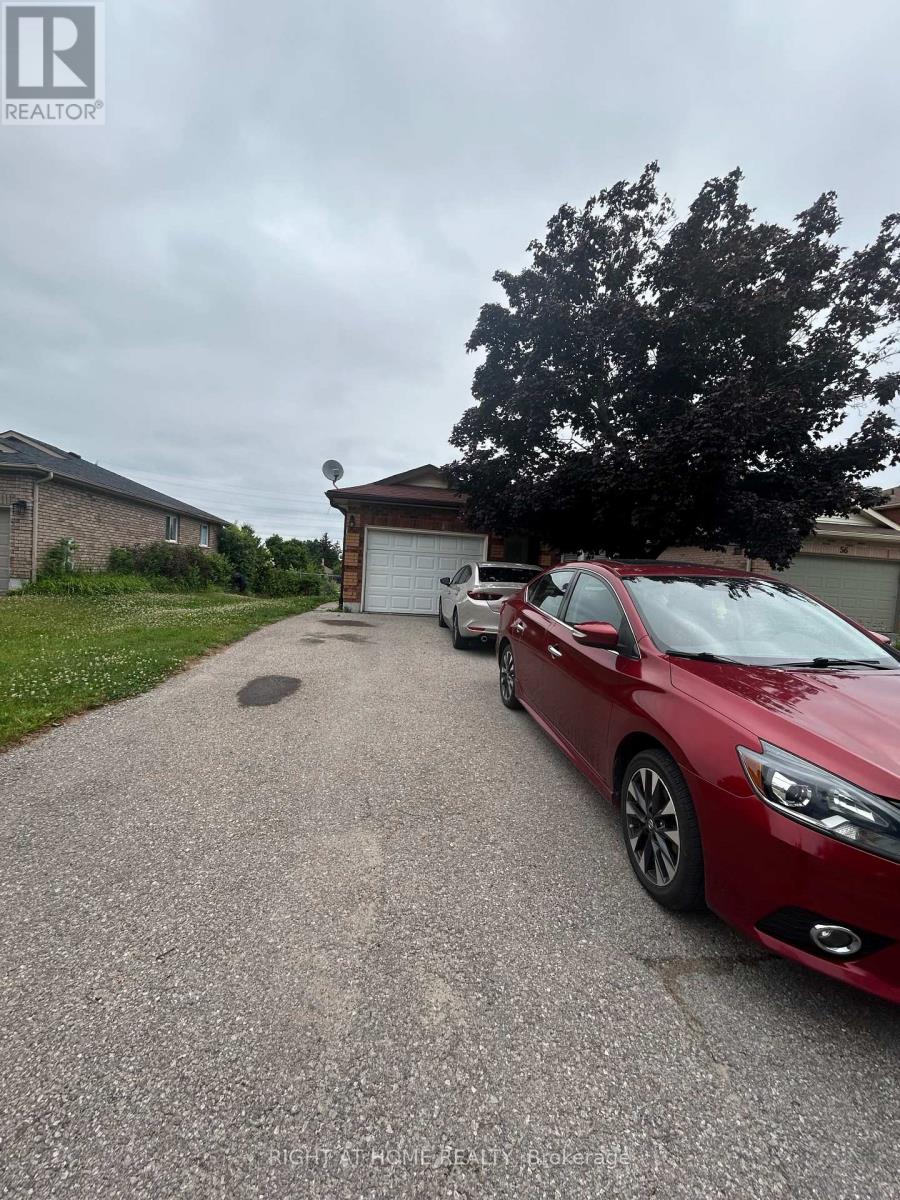 Multi-family House for Sale 