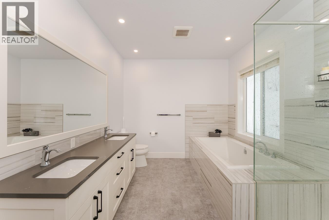 3350 HILLSIDE DRIVE, Prince George