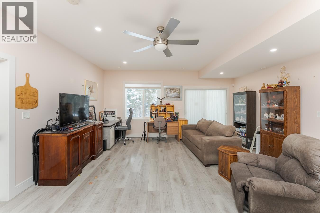 3350 HILLSIDE DRIVE, Prince George