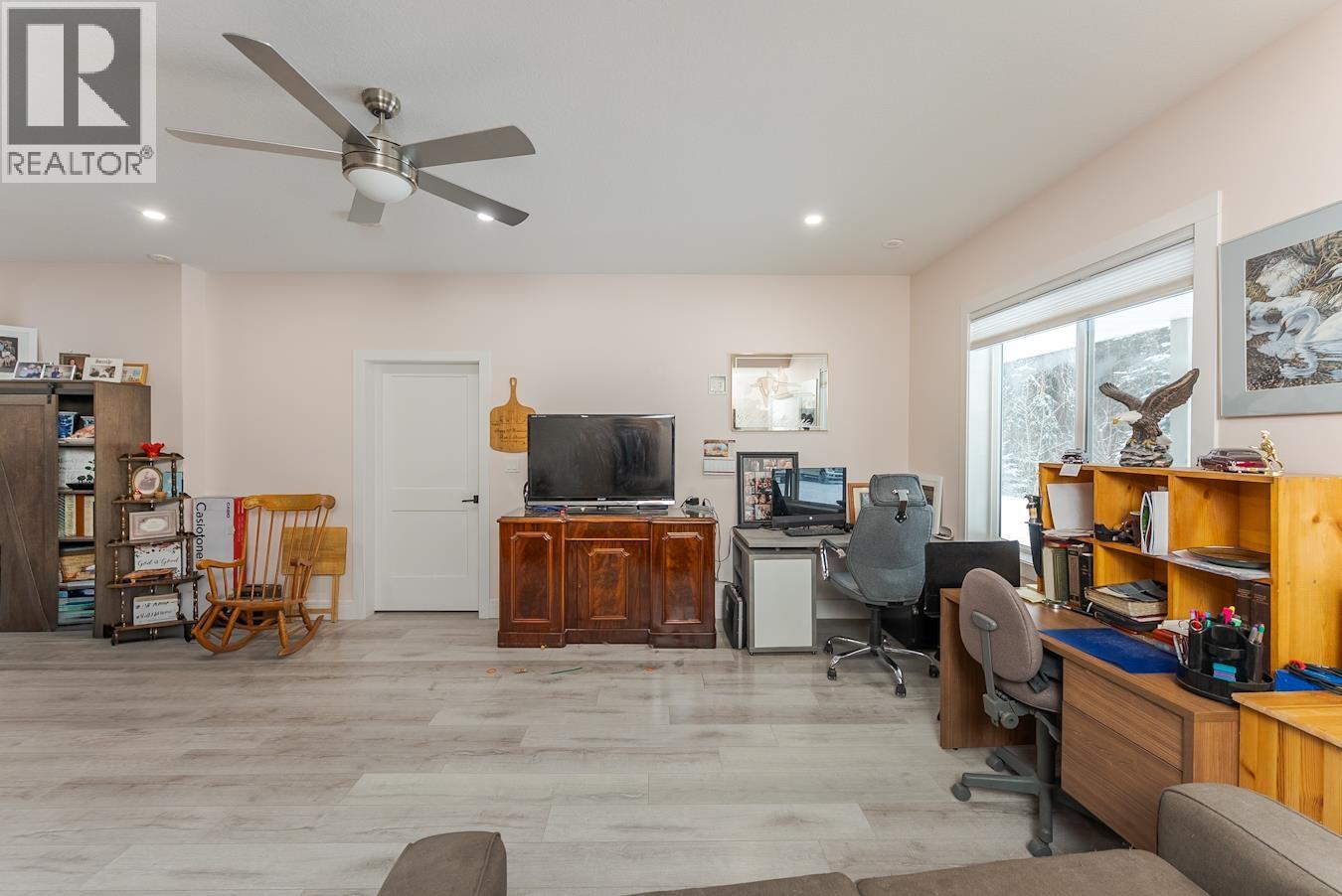 3350 HILLSIDE DRIVE, Prince George