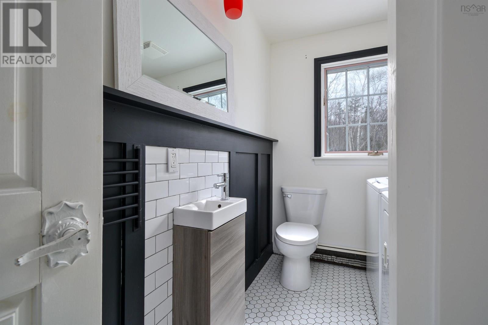 Property 22 of 49 of 204 FATIMA Drive