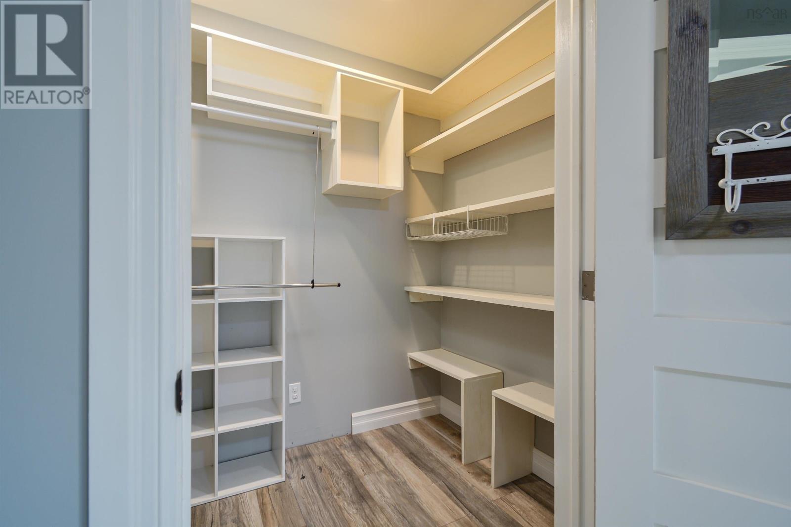 Property 27 of 49 of 204 FATIMA Drive