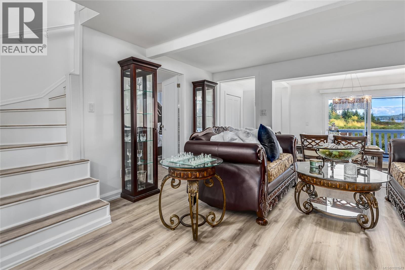 5429 ISLAND HWY - 11