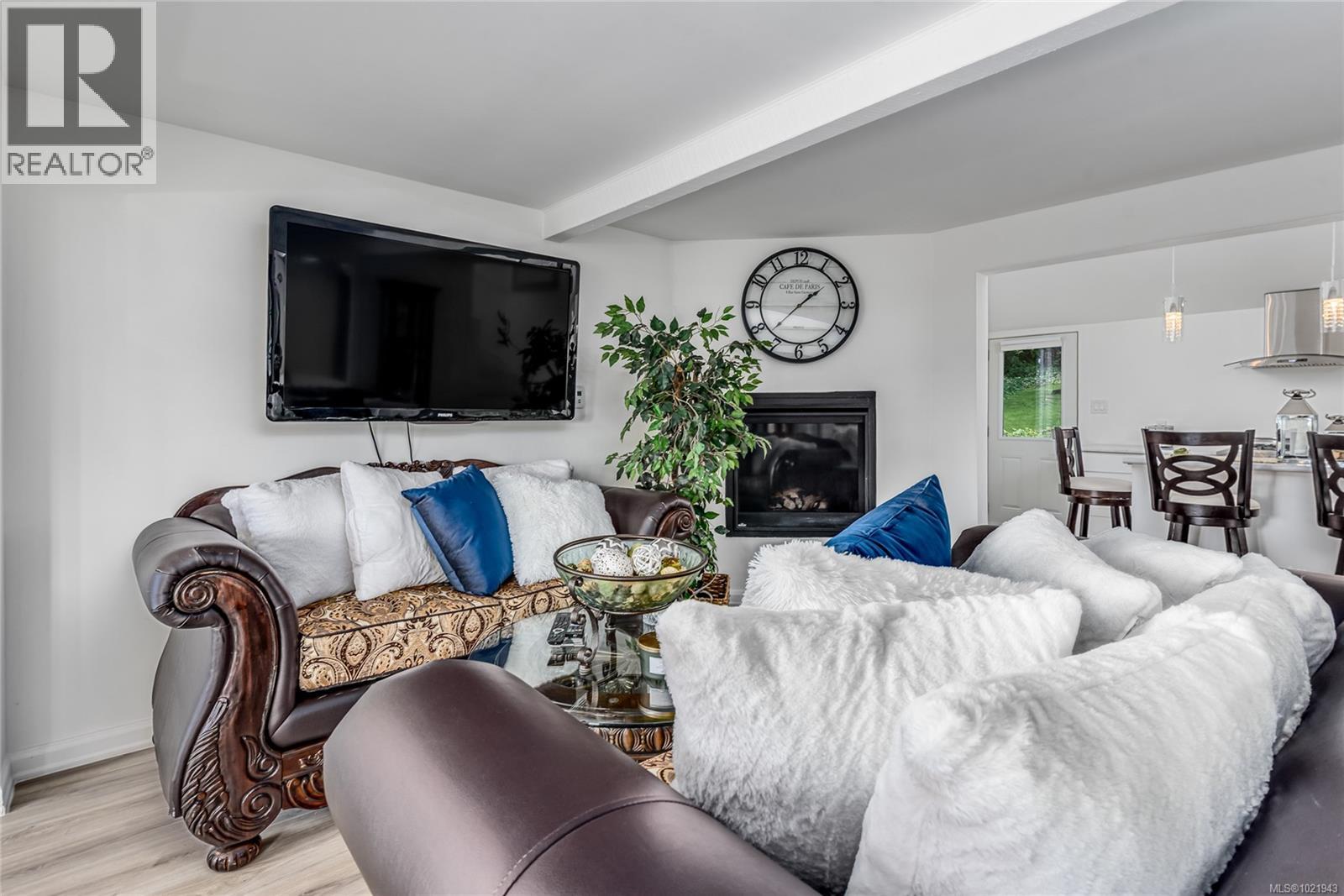 5429 ISLAND HWY - 12