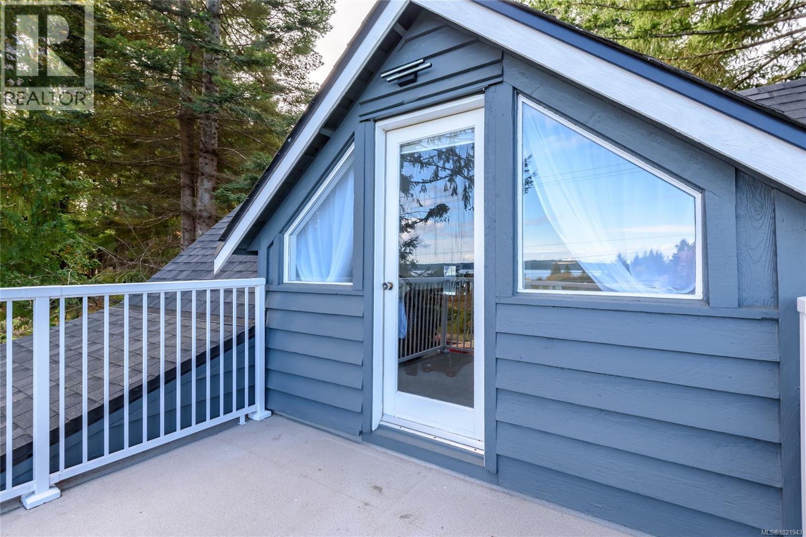 5429 ISLAND HWY - 30