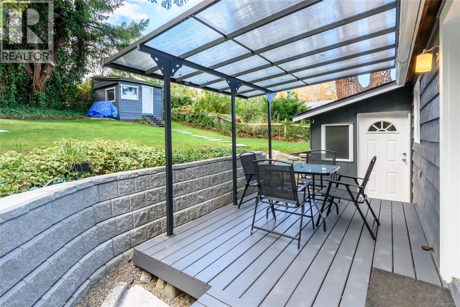 5429 ISLAND HWY - 33