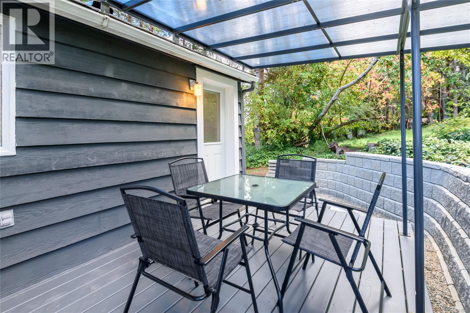 5429 ISLAND HWY - 34