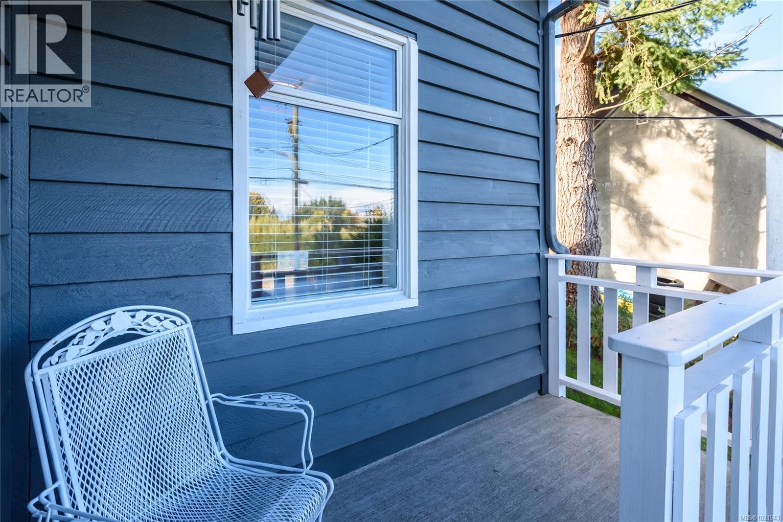 5429 ISLAND HWY - 46