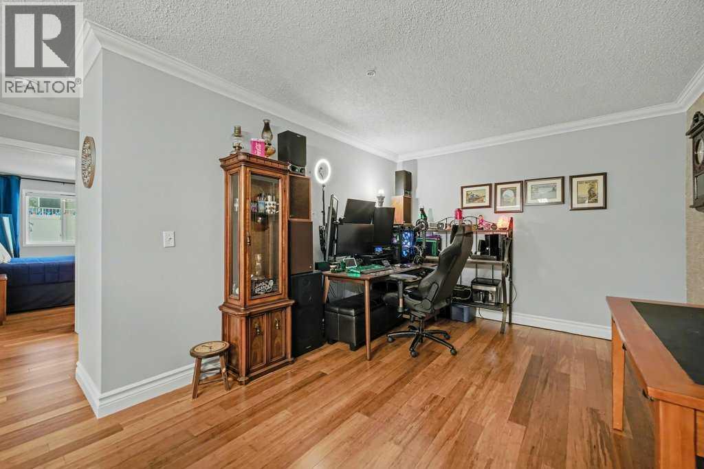 Single Family House for Sale in   Harvest Rose Park NE Harvest Hills Calgary 