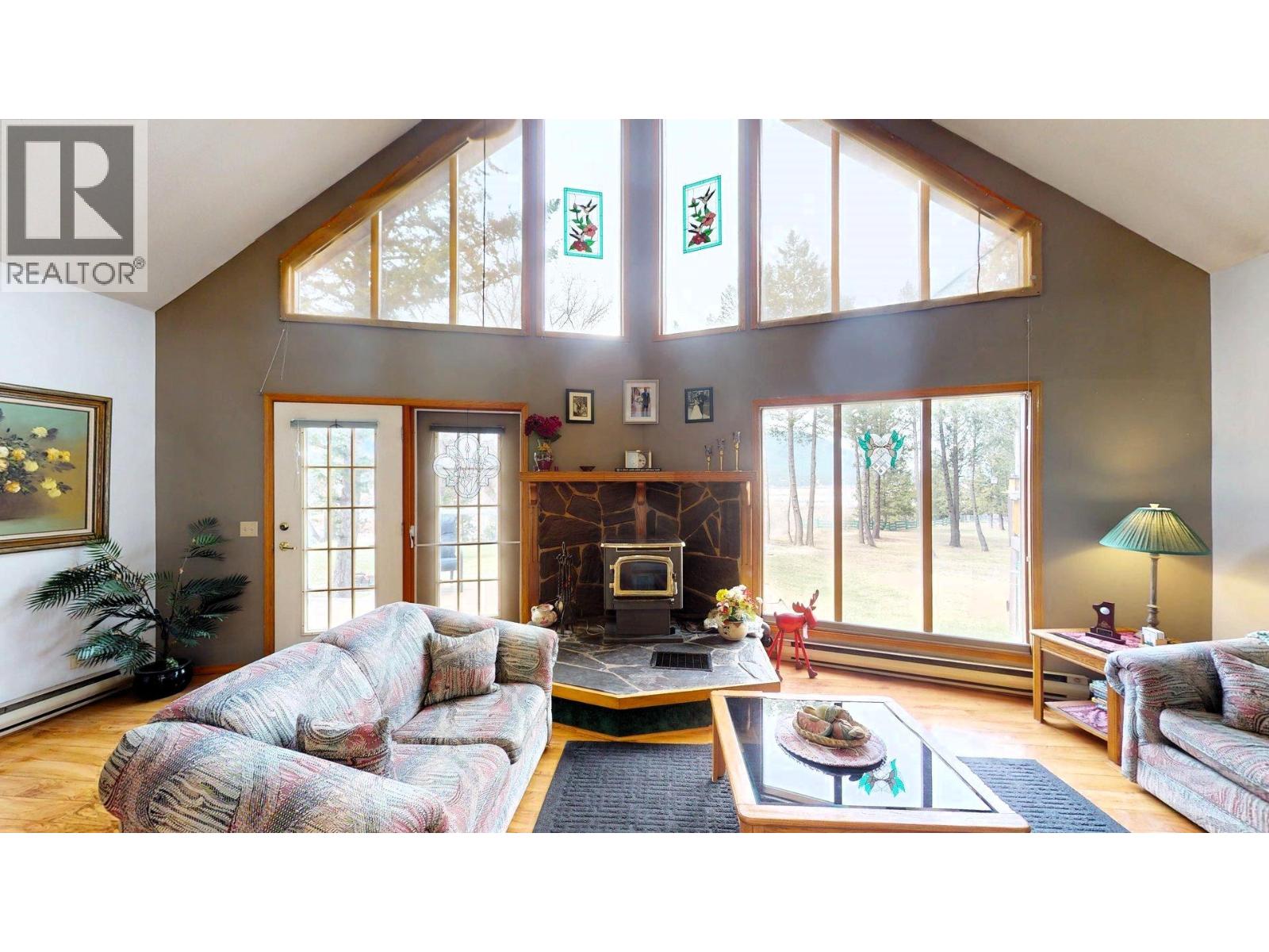 7319 Glacier Drive - Photo 3 of 85, Radium Hot Springs, British Columbia