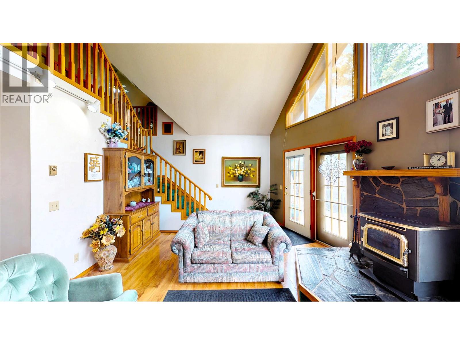 7319 Glacier Drive - Photo 5 of 85, Radium Hot Springs, British Columbia