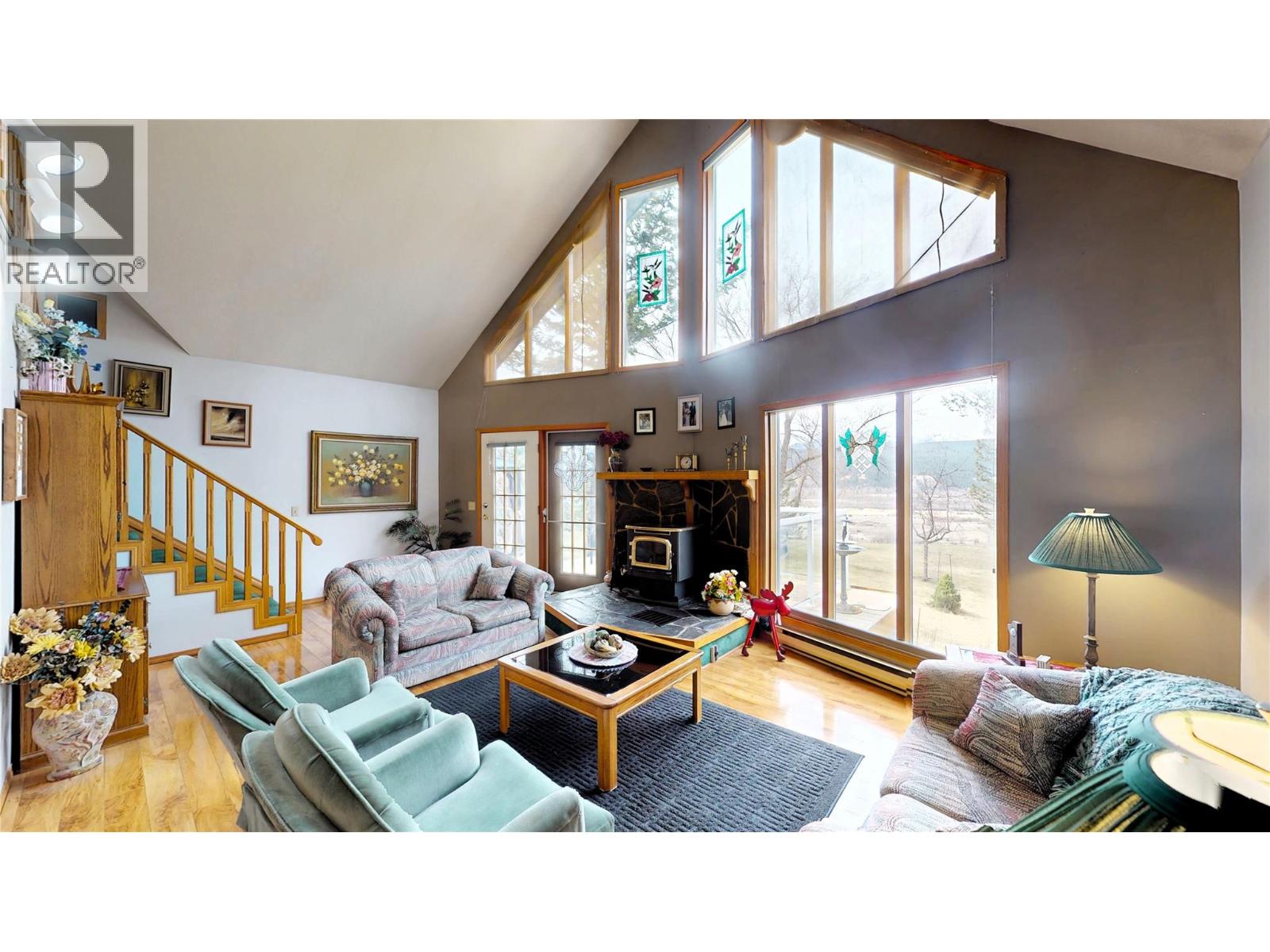 7319 Glacier Drive - Photo 4 of 85, Radium Hot Springs, British Columbia