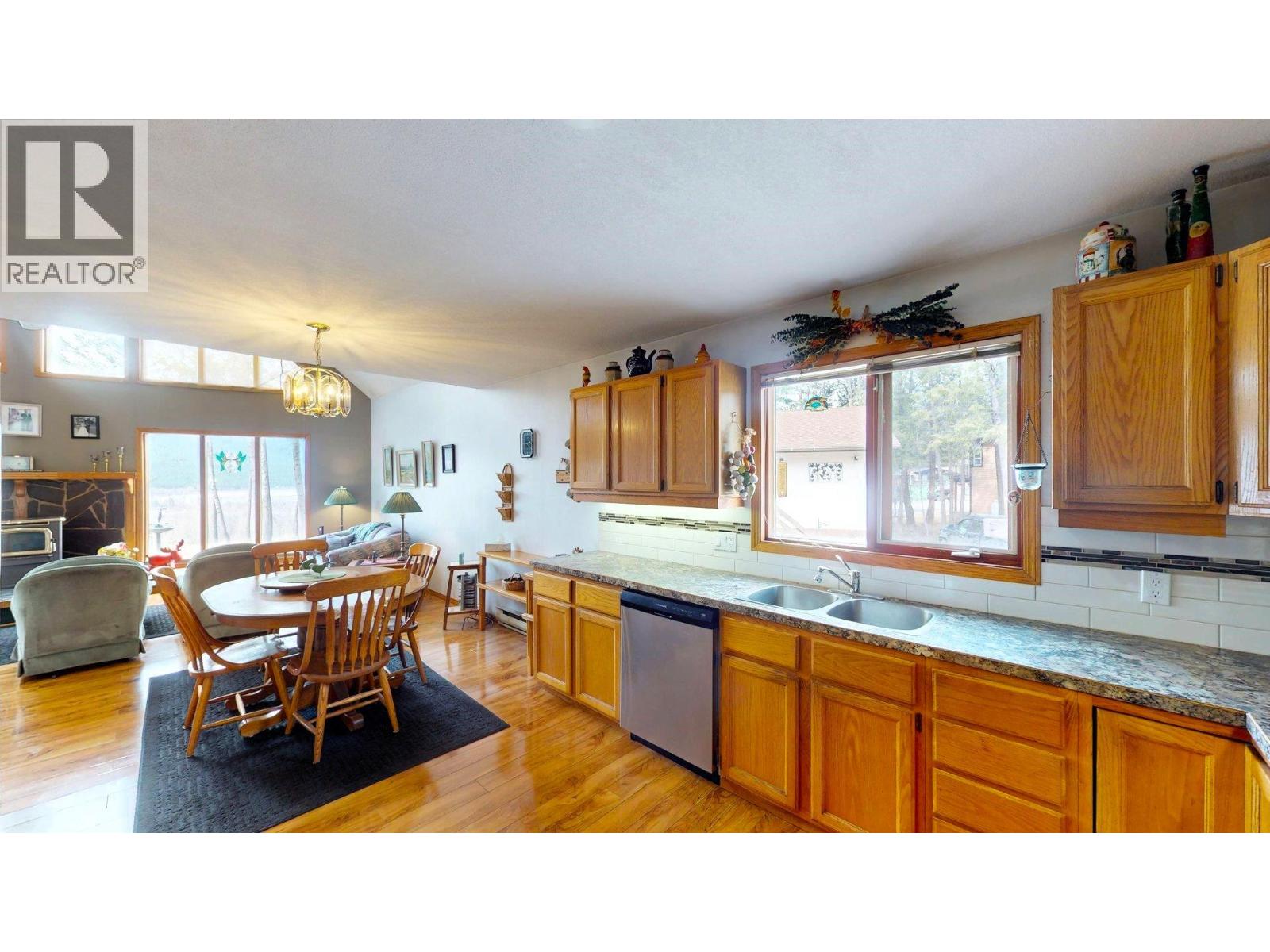 7319 GLACIER DRIVE - 15