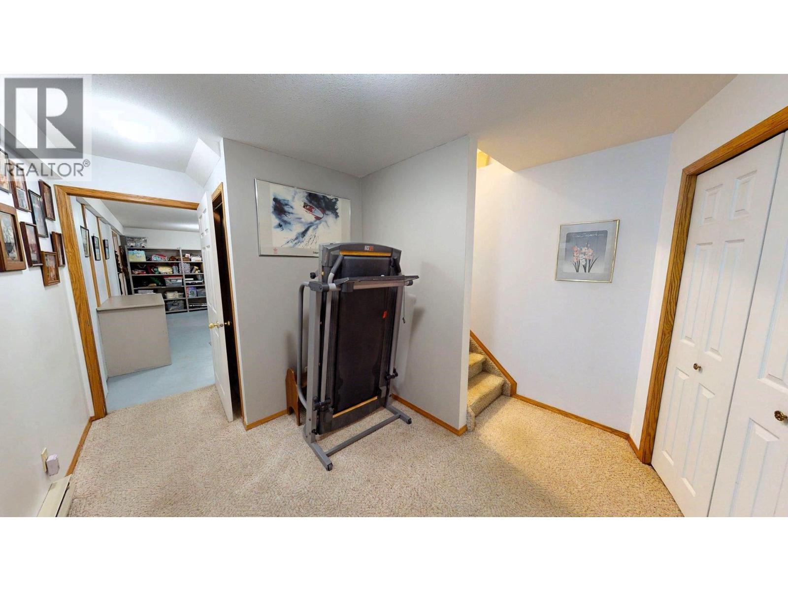 7319 GLACIER DRIVE - 61