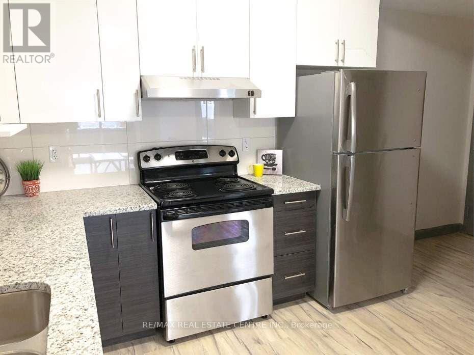 279 - 258B SUNVIEW STREET - Photo 2 of 13, Waterloo, Ontario