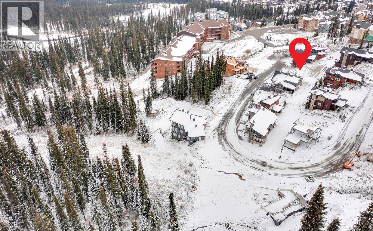  325 Feathertop Way, Big White