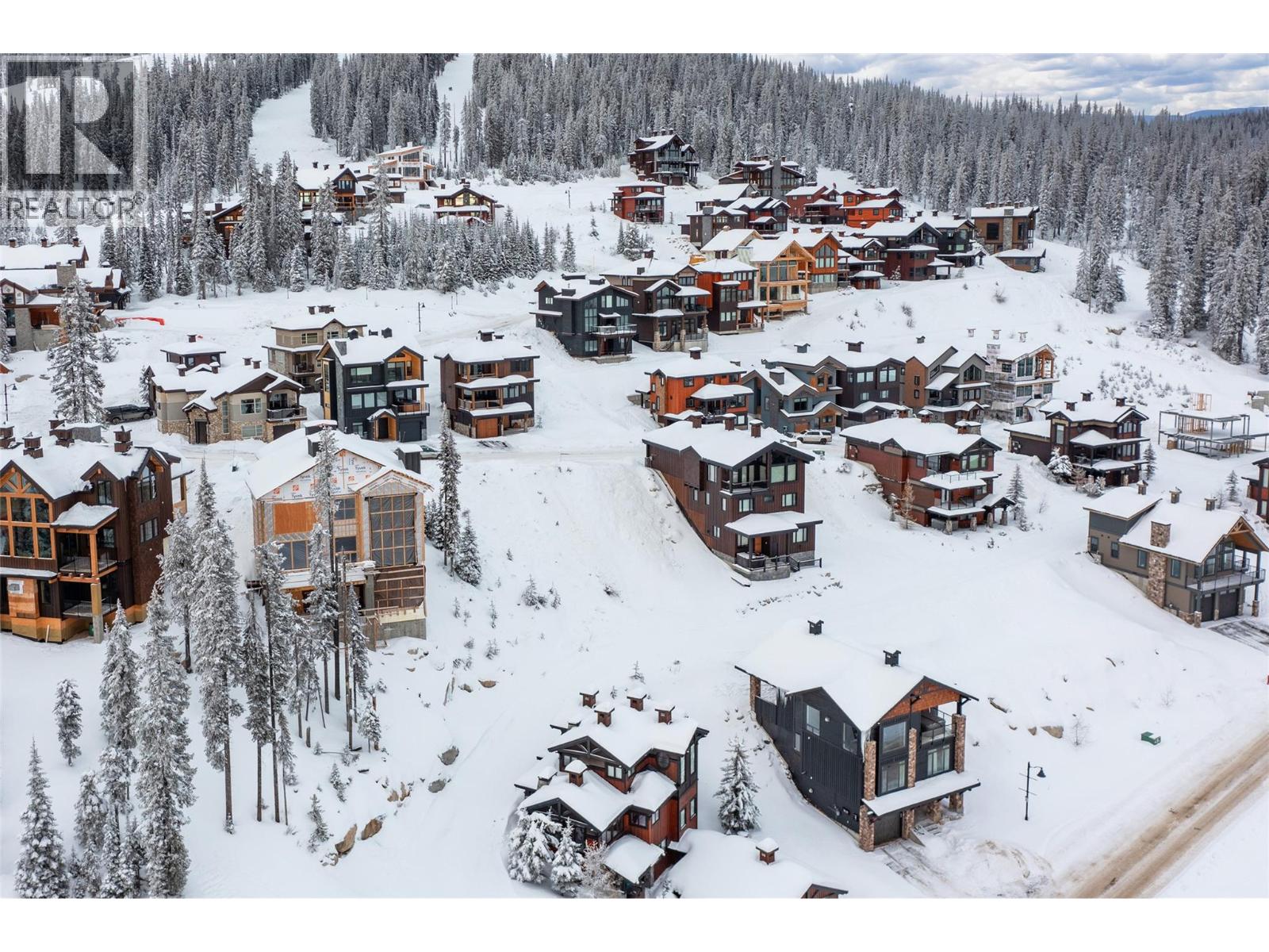  325 Feathertop Way, Big White