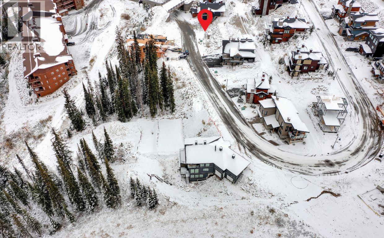  325 Feathertop Way, Big White