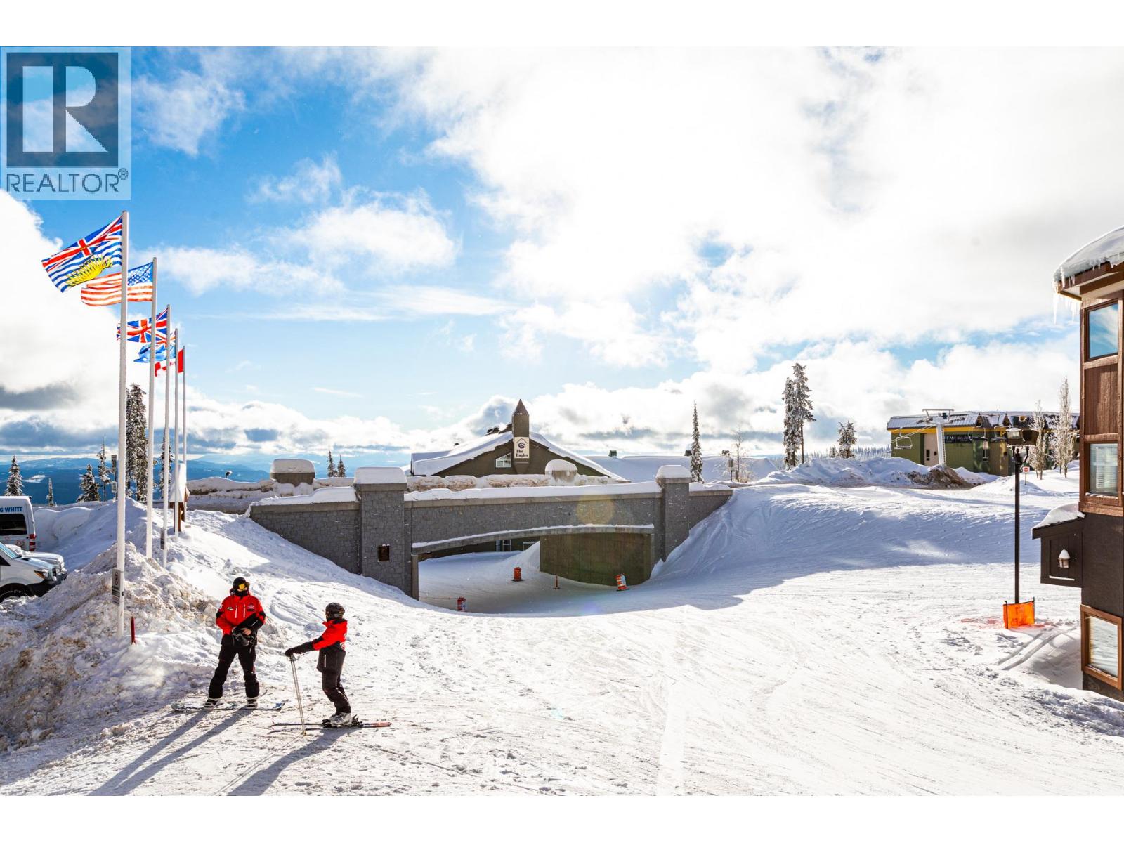  325 Feathertop Way, Big White