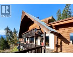 3483 Highway 95, Parson, BC V0A1L0 Photo 10