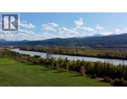 3483 Highway 95, Parson, BC V0A1L0 Photo 79